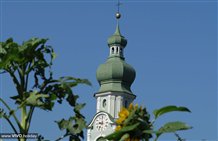 Chiesa parrocchiale di Dobbiaco nell'area vacanze Alta Pusteria
